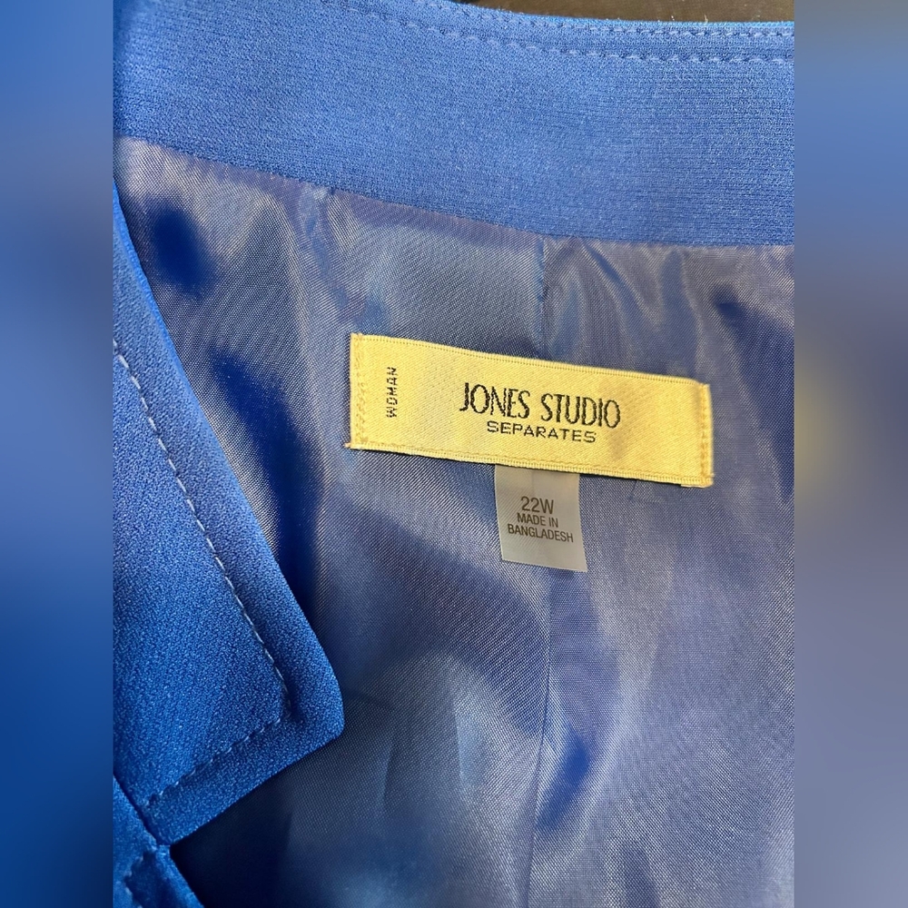 Jacket - Picture 2 of 2